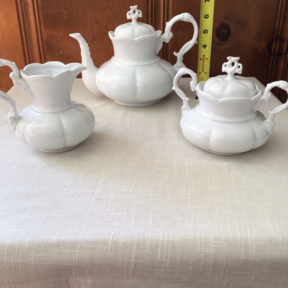 White Teapot with Matching Creamer and Sugar Pot - Picture 3 of 5